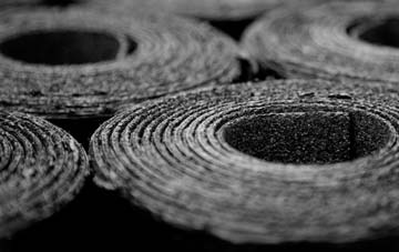 Rhostrehwfa bitumen roof disadvantages